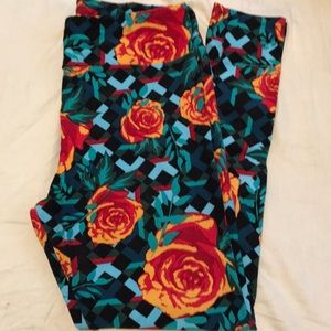 Lularoe TC rose leggings